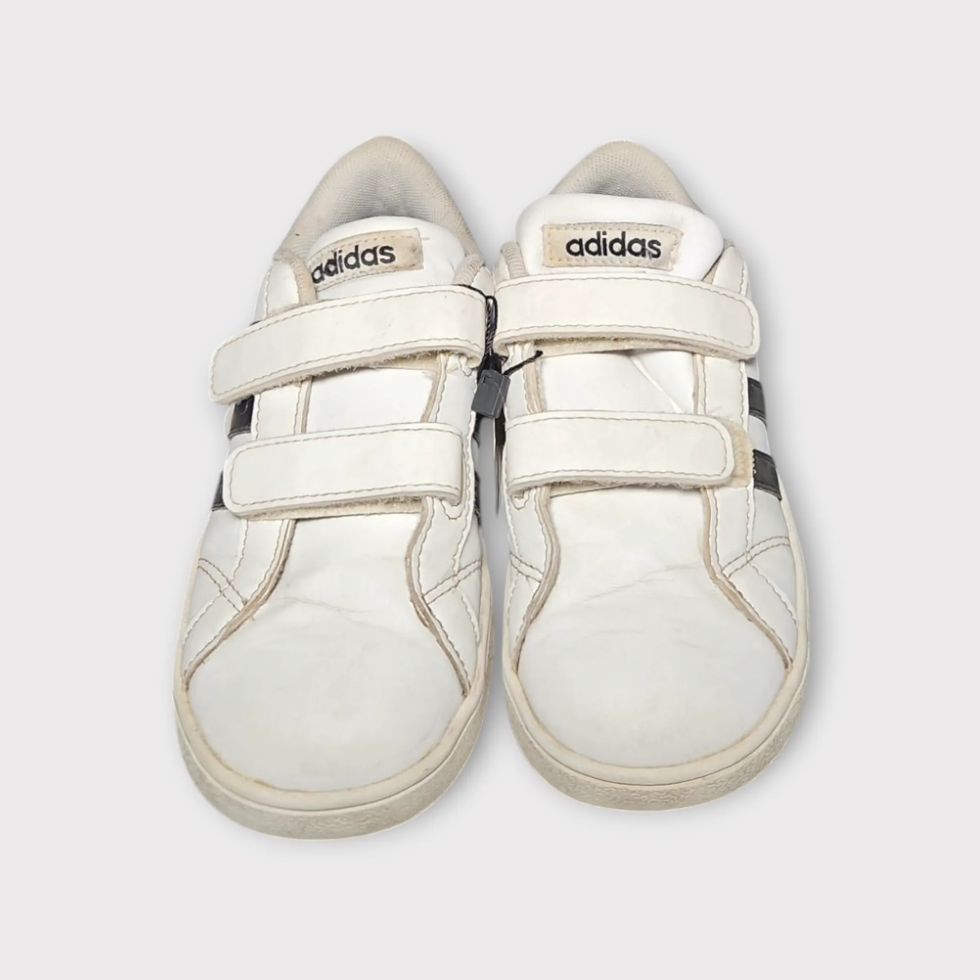 Adidas sz 10 white runners, Shoes 10 (Toddler:2-4yr)