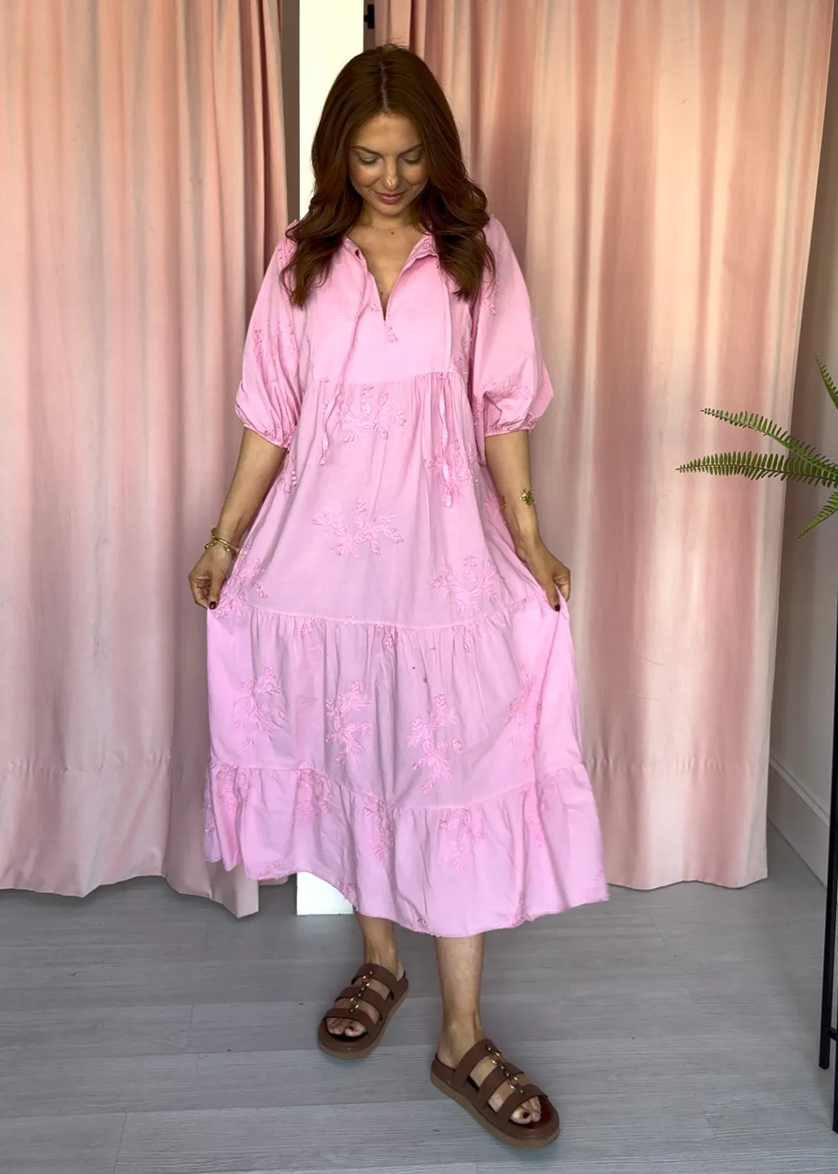 Appliqué Midi Dress - Pink