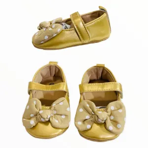 Baby Girl Shoes With Bow Design In Beautiful Color