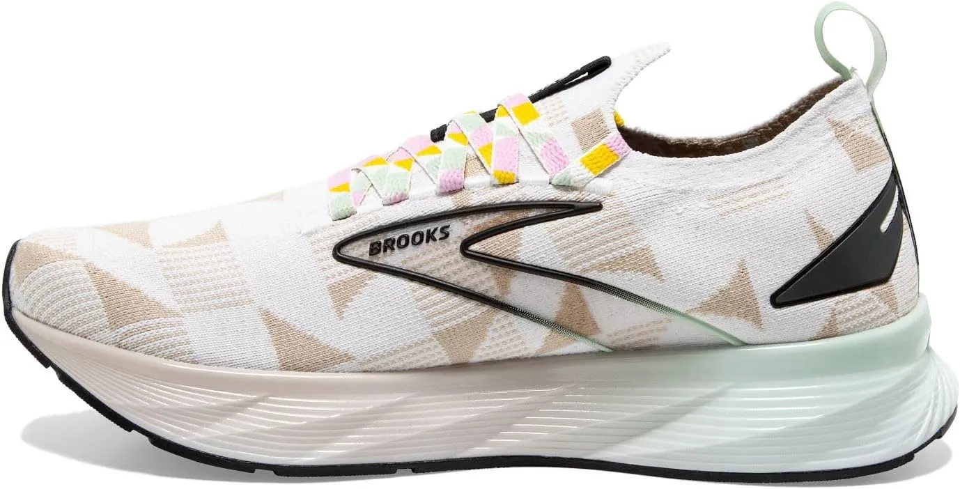 Brooks Mens Levitate Stealthfit 6 Neutral Running Shoe