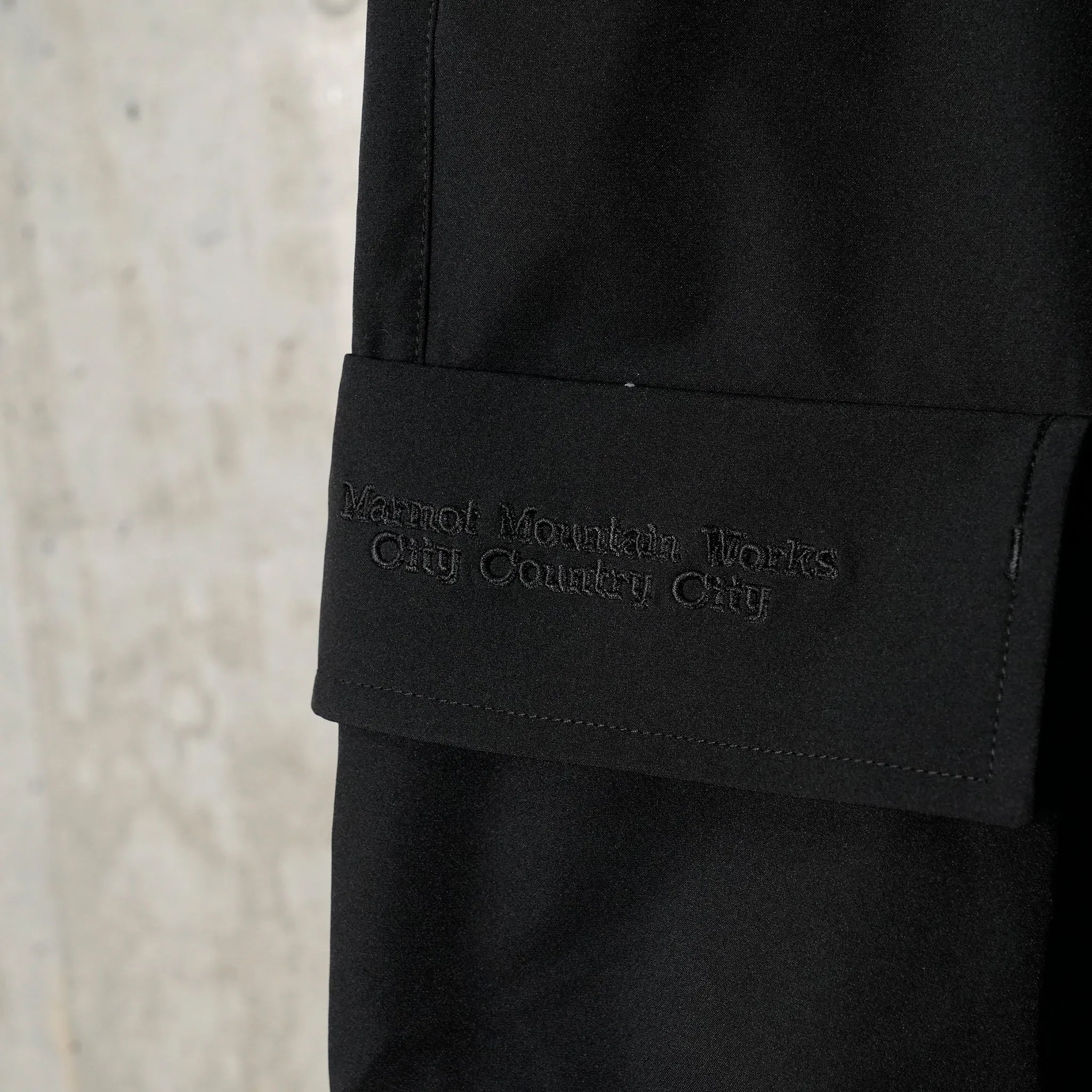 CITY COUNTRY CITY x Marmot MMWCCC EVERYWHERE 2 WAY PANTS / BLACK