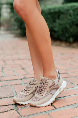 Devyn Lace Up Sneaker