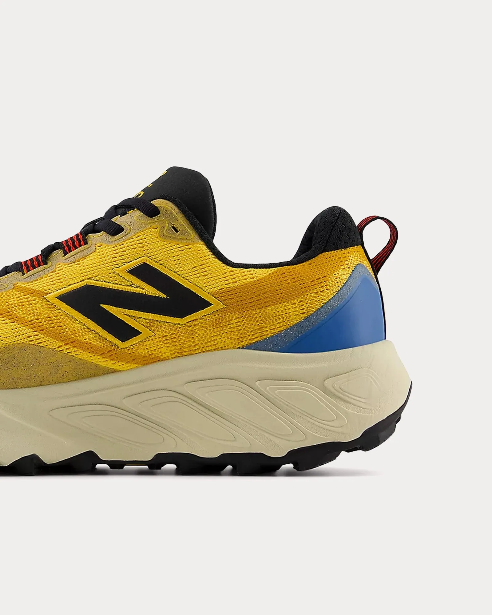 Fresh Foam X Hierro v9 Marmalade / Black / Sea Stone Running Shoes