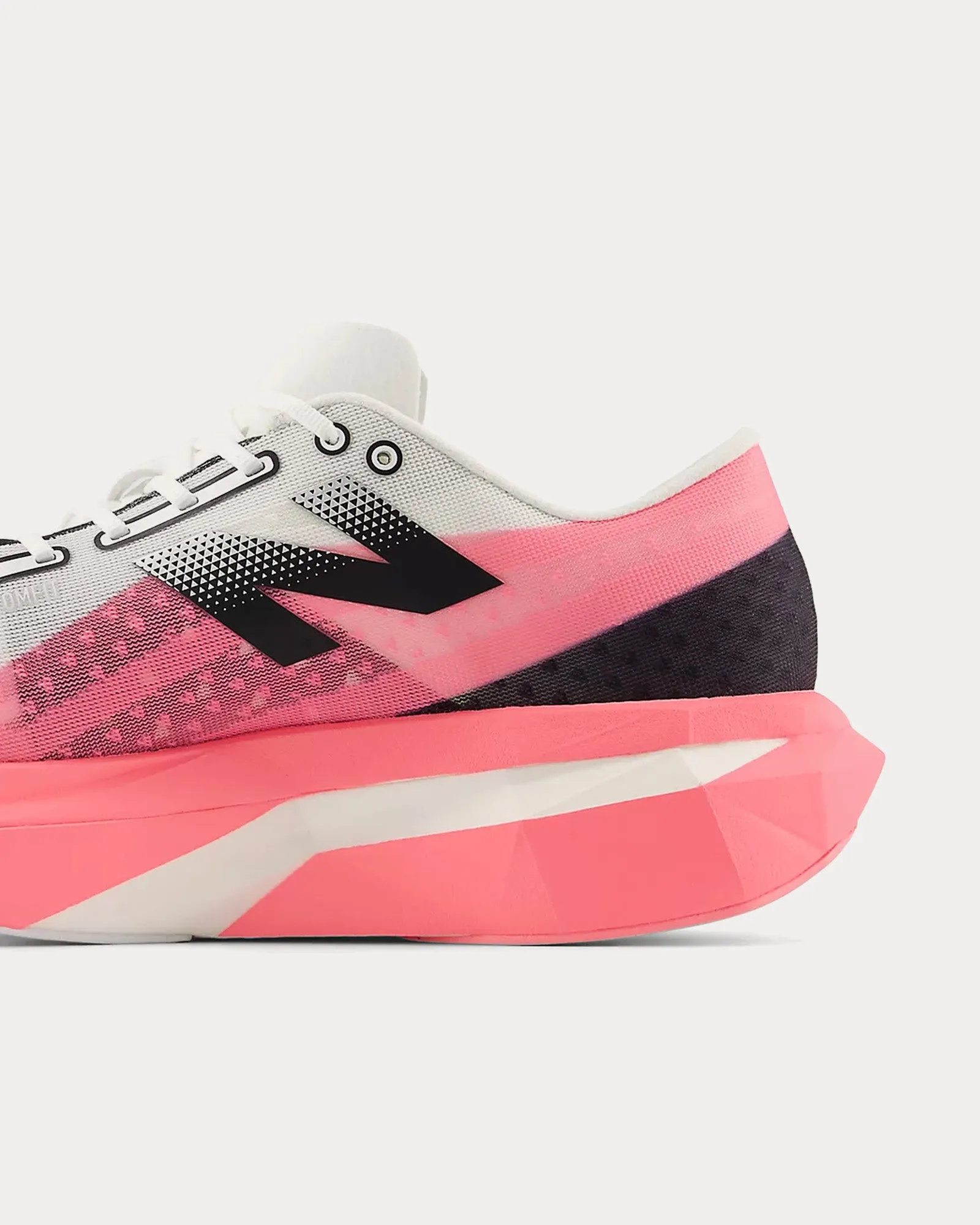 FuelCell SuperComp Elite v4 Ultra Pink / White / Black Running Shoes