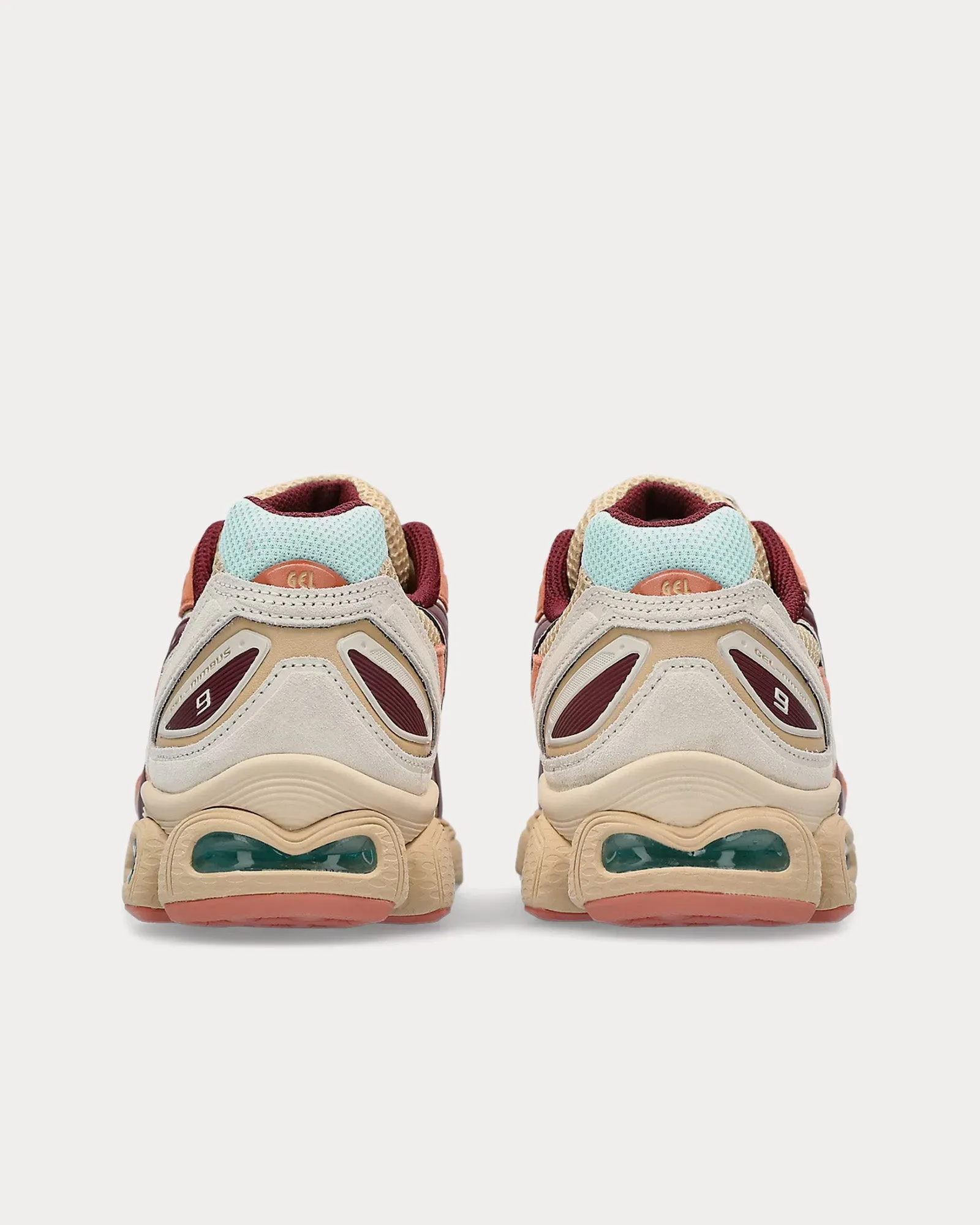 Gel-Nimbus 9  Dune / Port Royal Low Top Sneakers