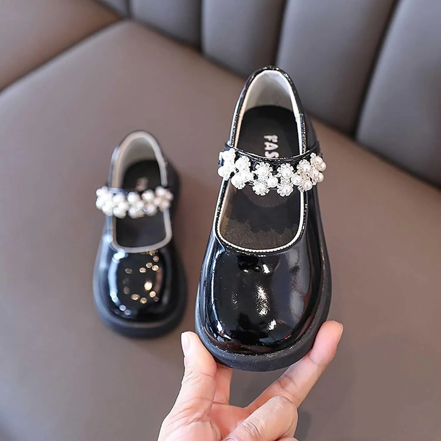 Girl's Mary Jane Shoes School Uniform Wedding Party Dress Shoes Pearl Ankle Strap Round Toe Slip On Sandal