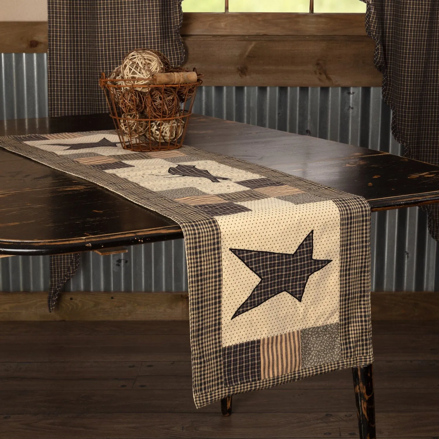 Kettle Grove Crow and Star Table Runner