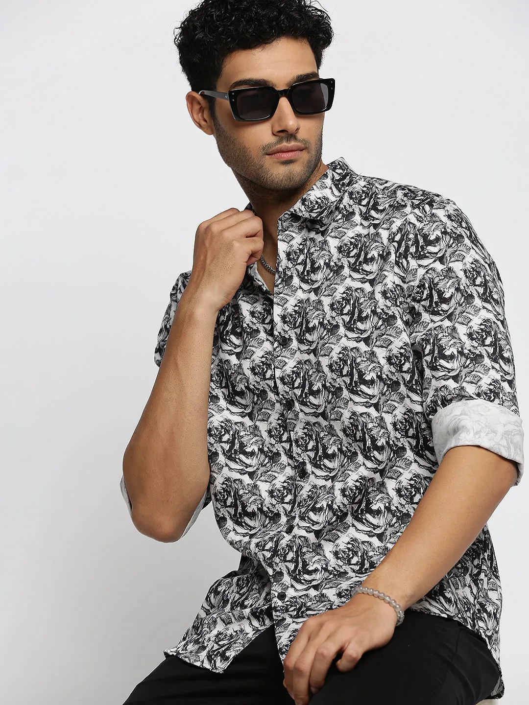 Men Black Smart Slim Fit Printed Casual Shirt