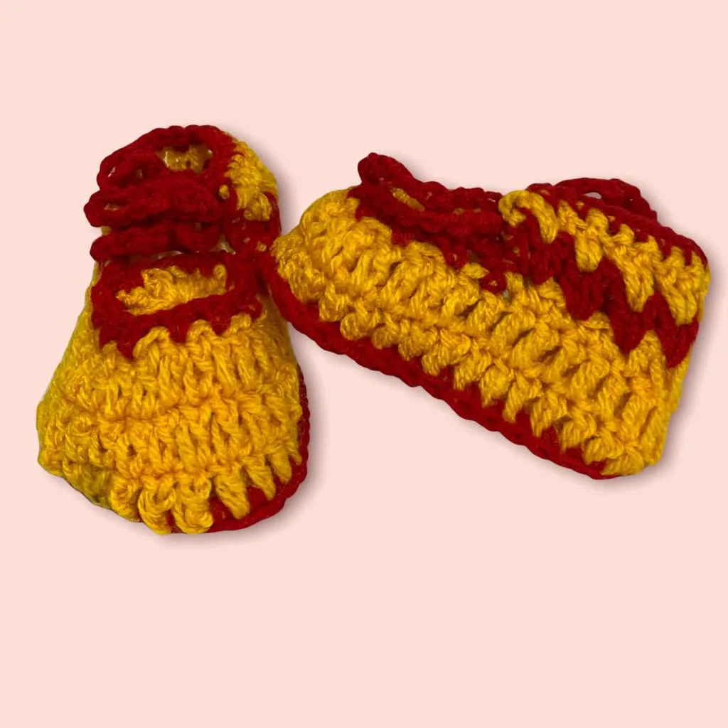 New Baby Winter Socks Shoes In Crochet Character Shoes (0-3 Months) In Yellow Color  RTY651
