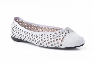 PAUL MAYER - BRANDY - SIZE 10 - PATENT WHITE NAPPA WHITE