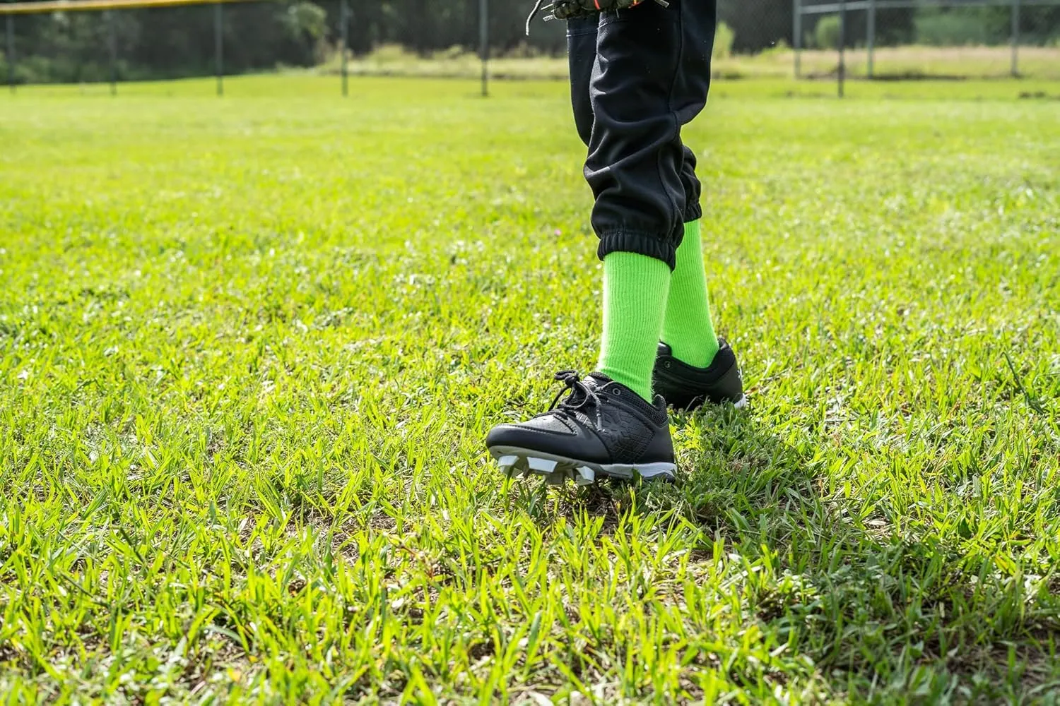 RIP-IT Girls Diamond Softball Cleats Youth Softball Shoes for Girls Sizes 1-6