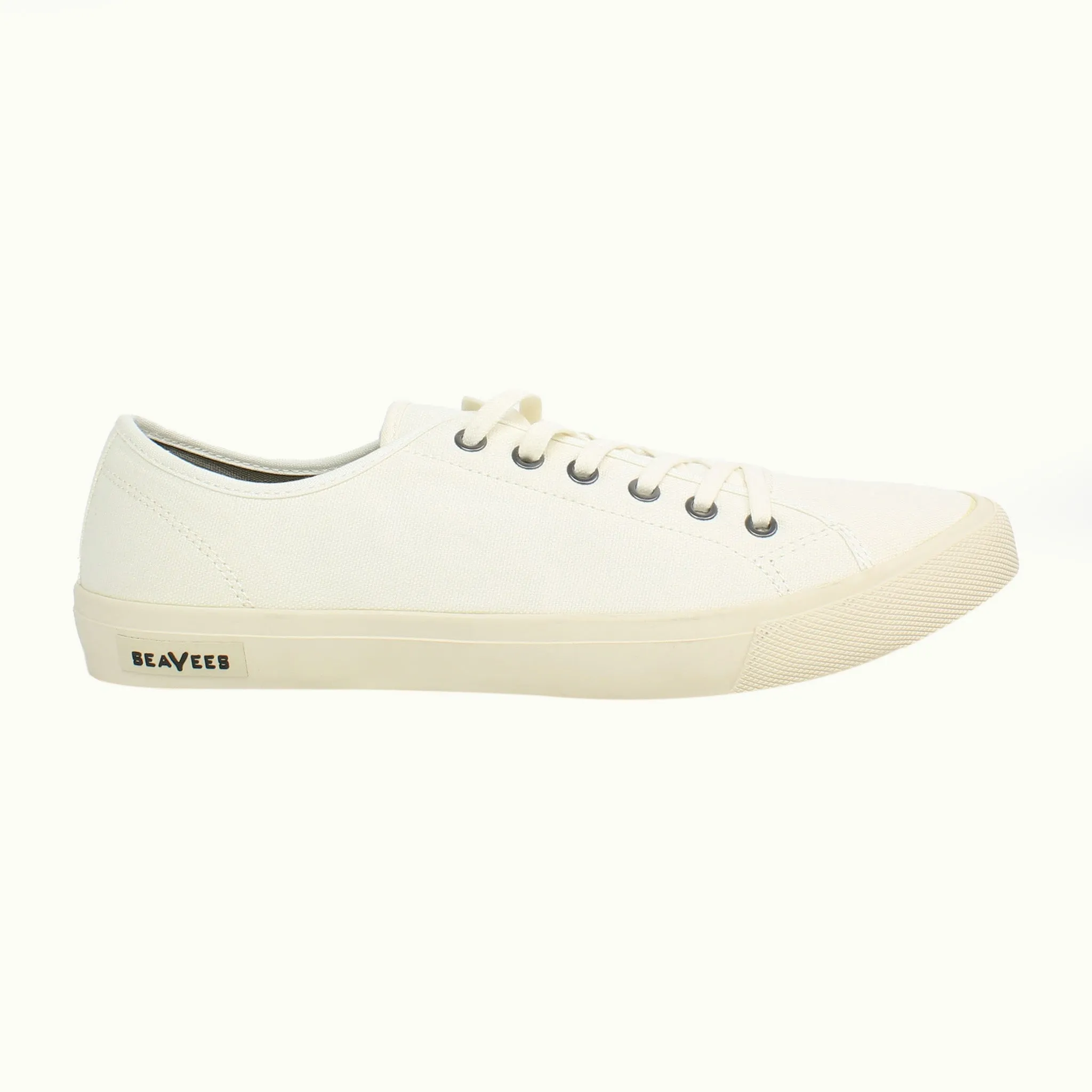 Seavees Monterey Sneaker Standard Mens White Plimsolls NO BOX
