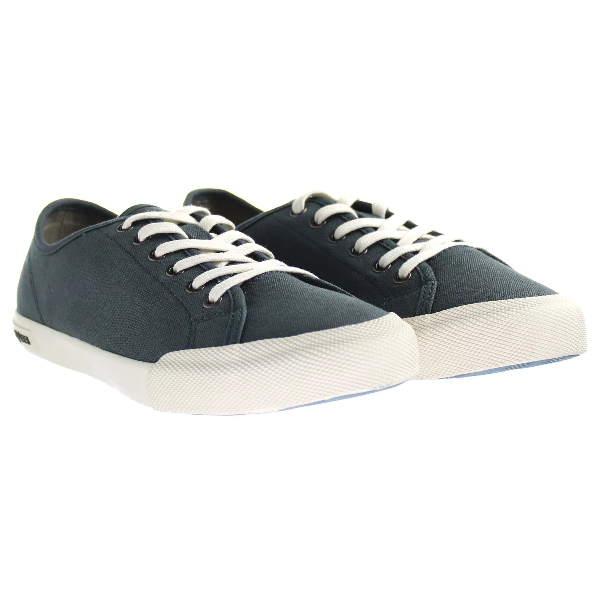 Seavees Monterey Standard Womens Navy Plimsolls