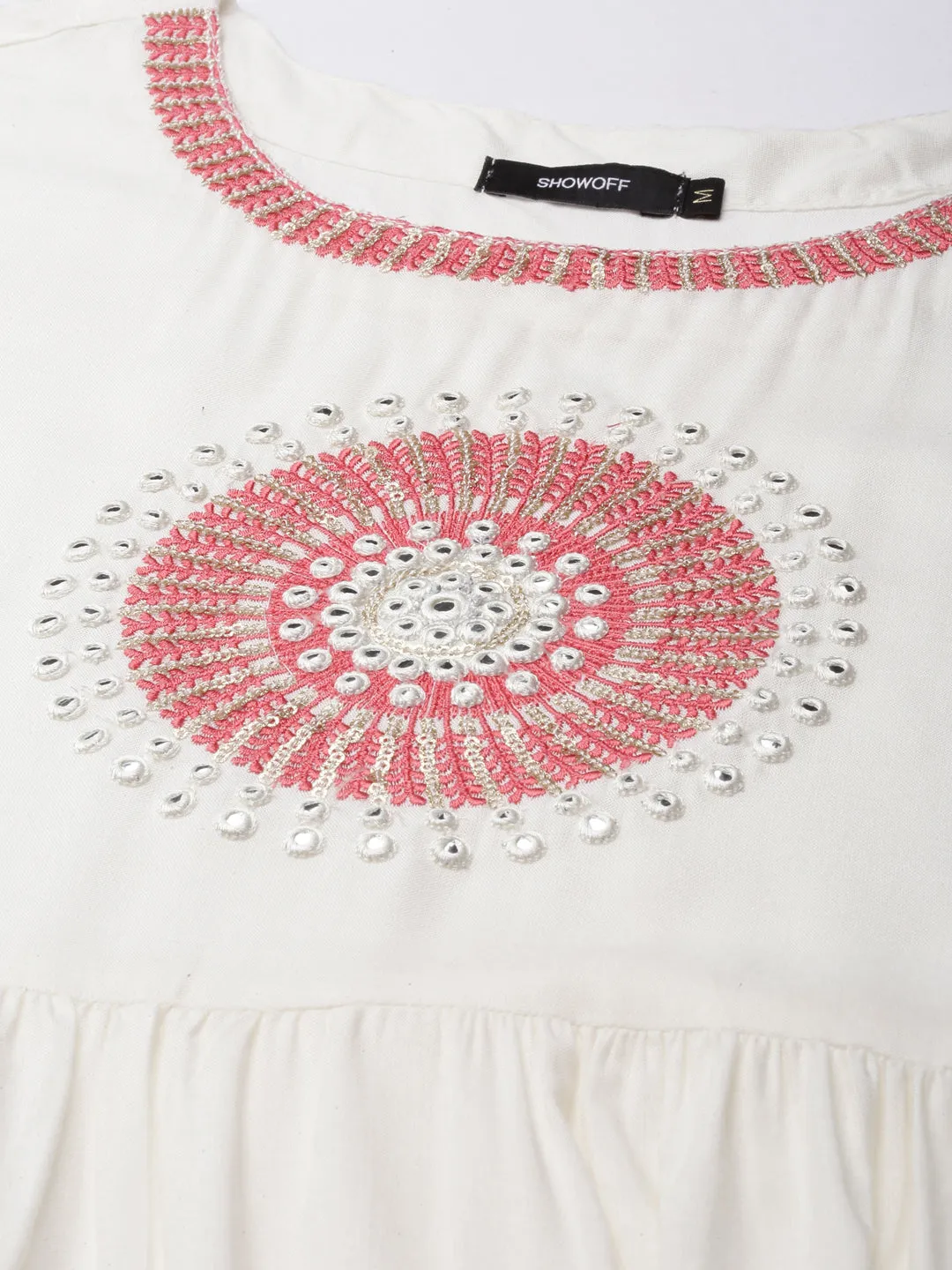 Women Off White Sleeveless Anarkali Kurta